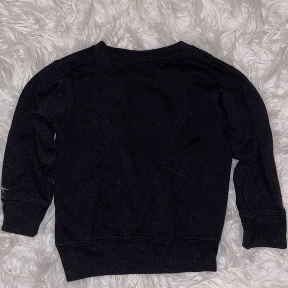 “Mom’s Boo” Sweatshirt - Picture 2 of 3